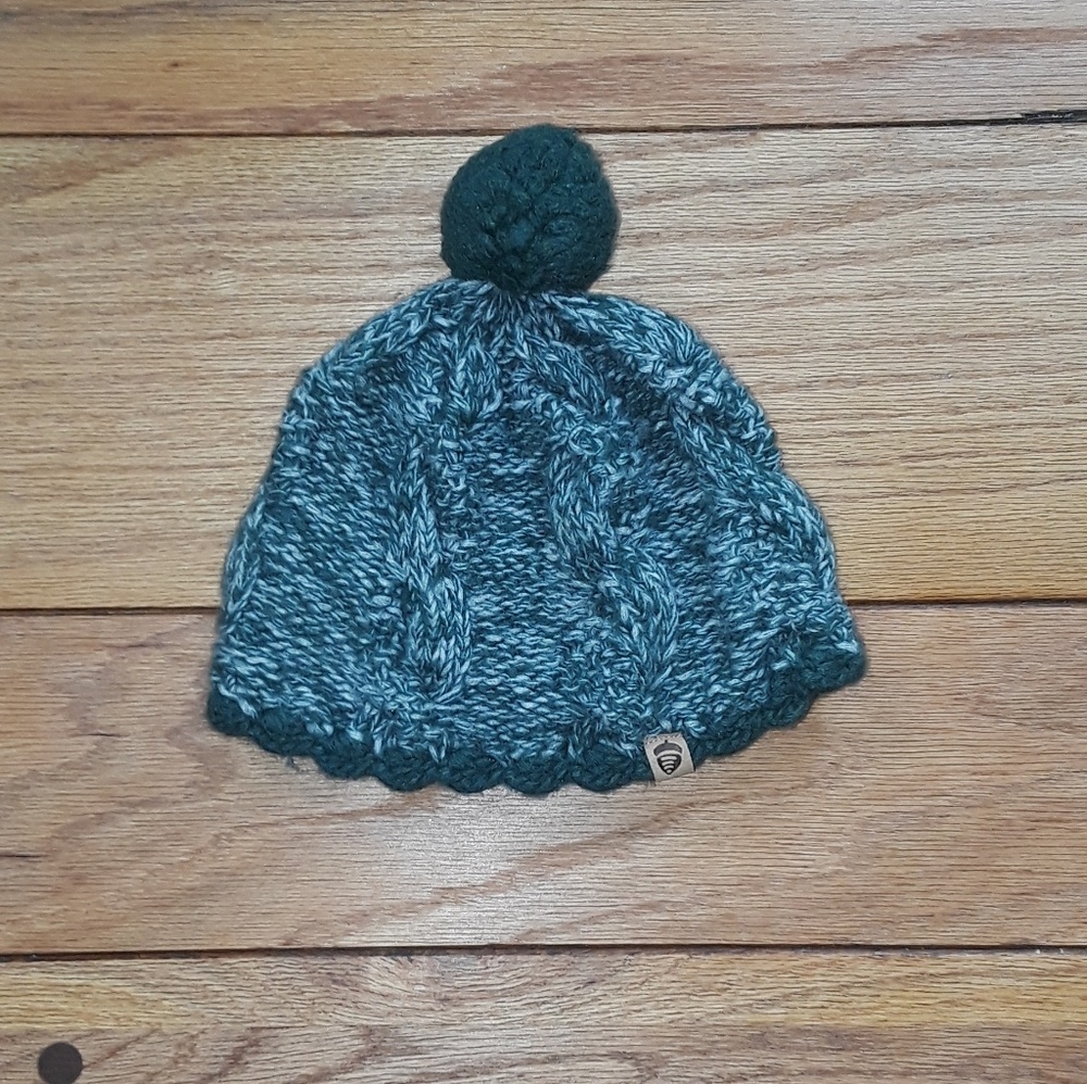 Acorn hat